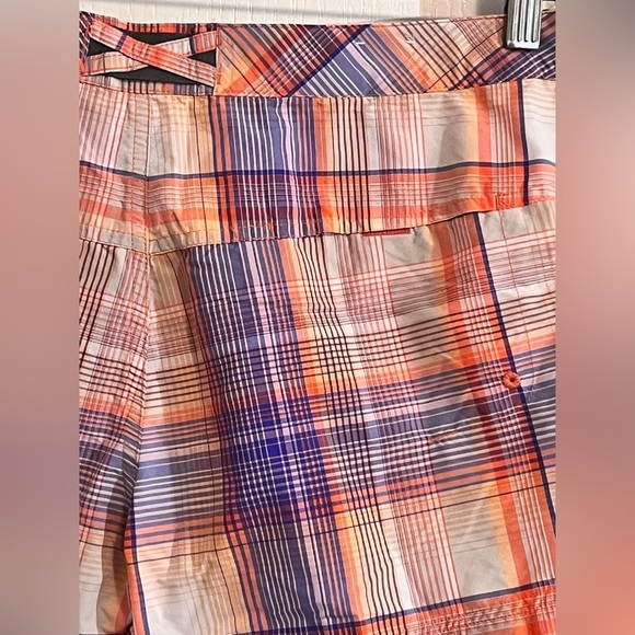 COLUMBIA  omni-shade omni-wick Lightweight Nylon Pink gray Shorts womens  size 8 - Picture 7 of 9